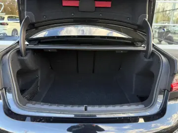 330i xDr.M Sport PRO Standh.HUD Kamera H K19