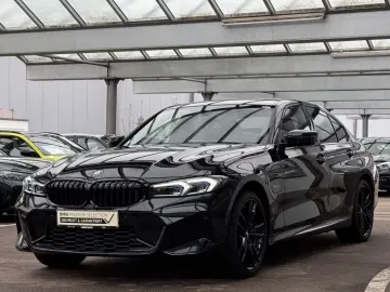 330e xDrive Lim. M-Sport HUD HK