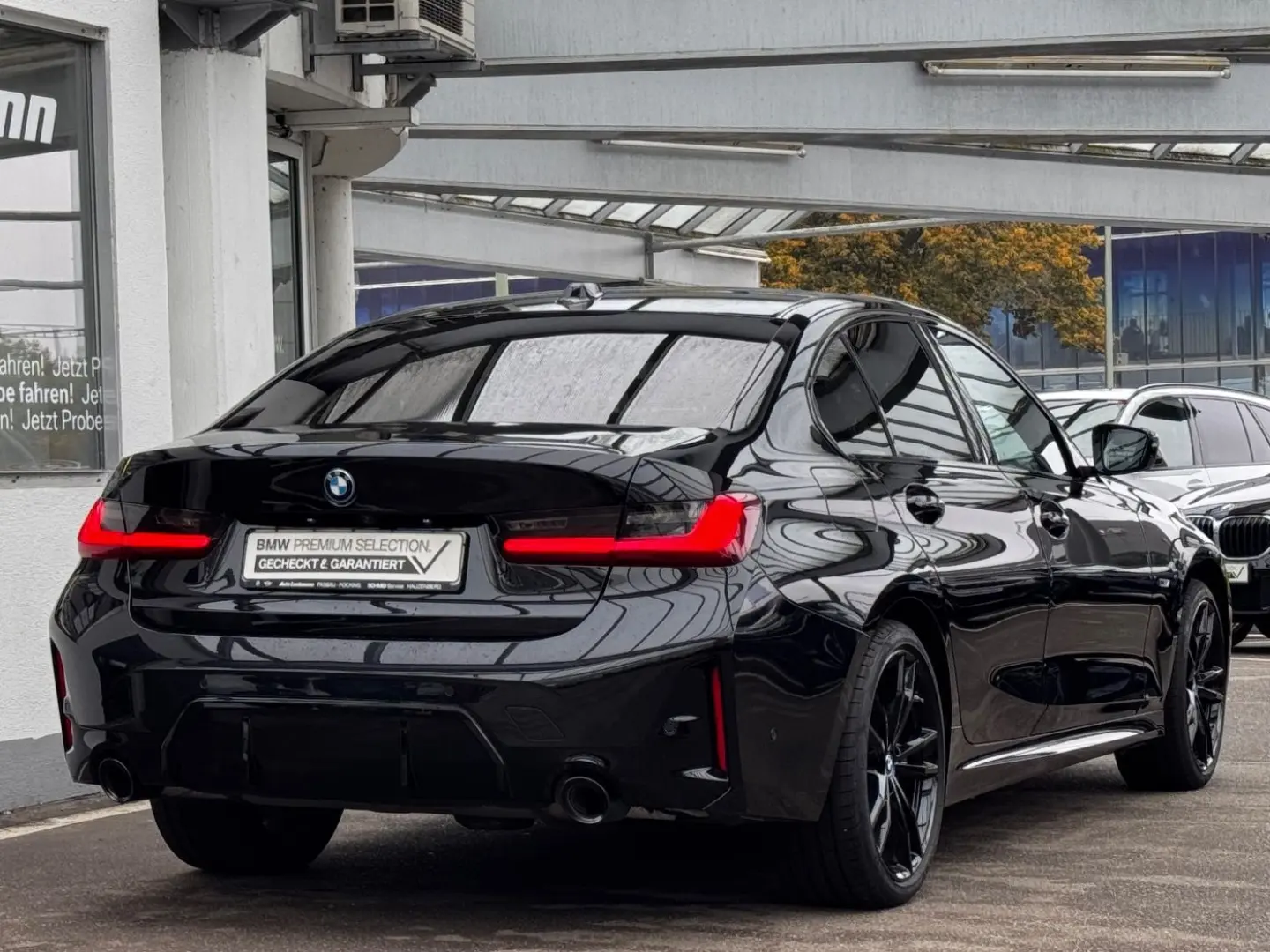 330e xDrive Lim. M-Sport HUD HK