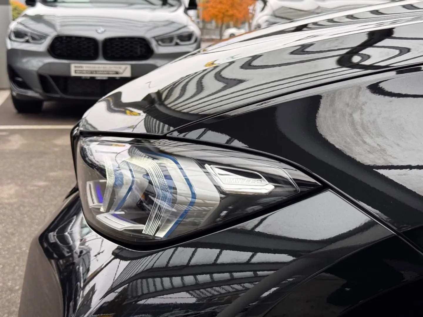 330e xDrive Lim. M-Sport HUD HK