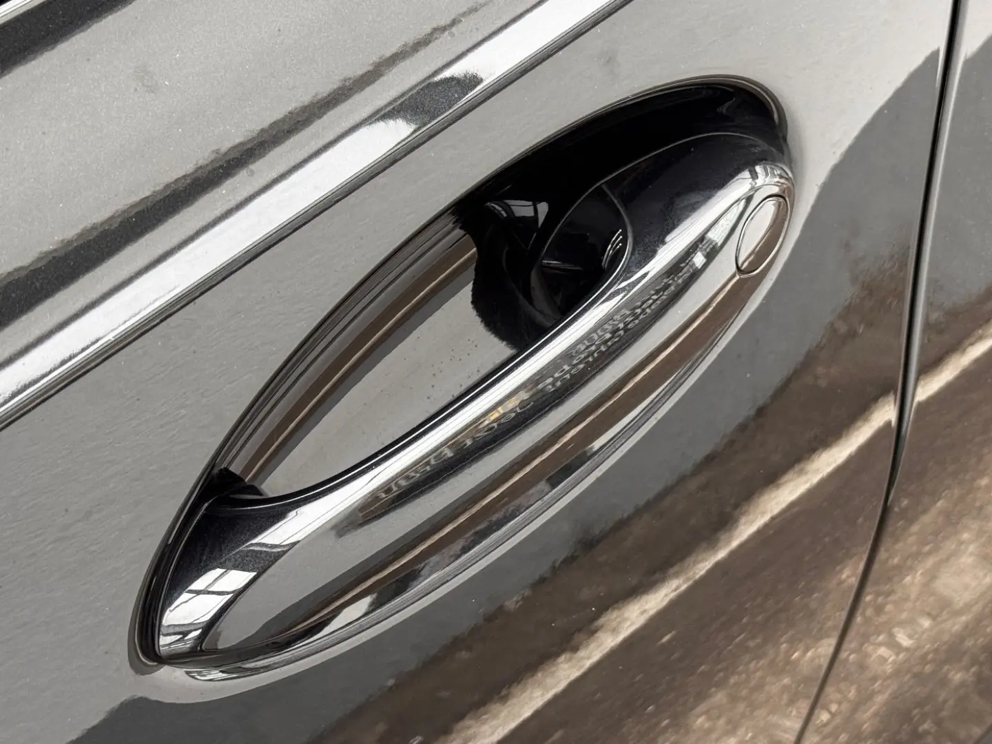 330e xDrive Lim. M-Sport HUD HK