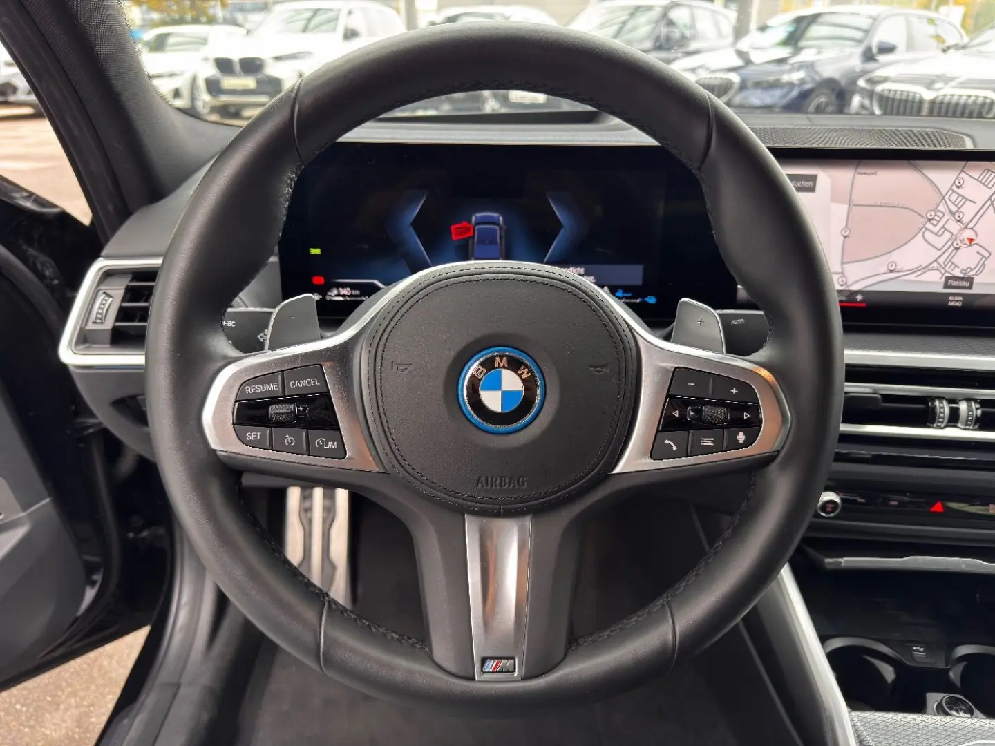 330e xDrive Lim. M-Sport HUD HK