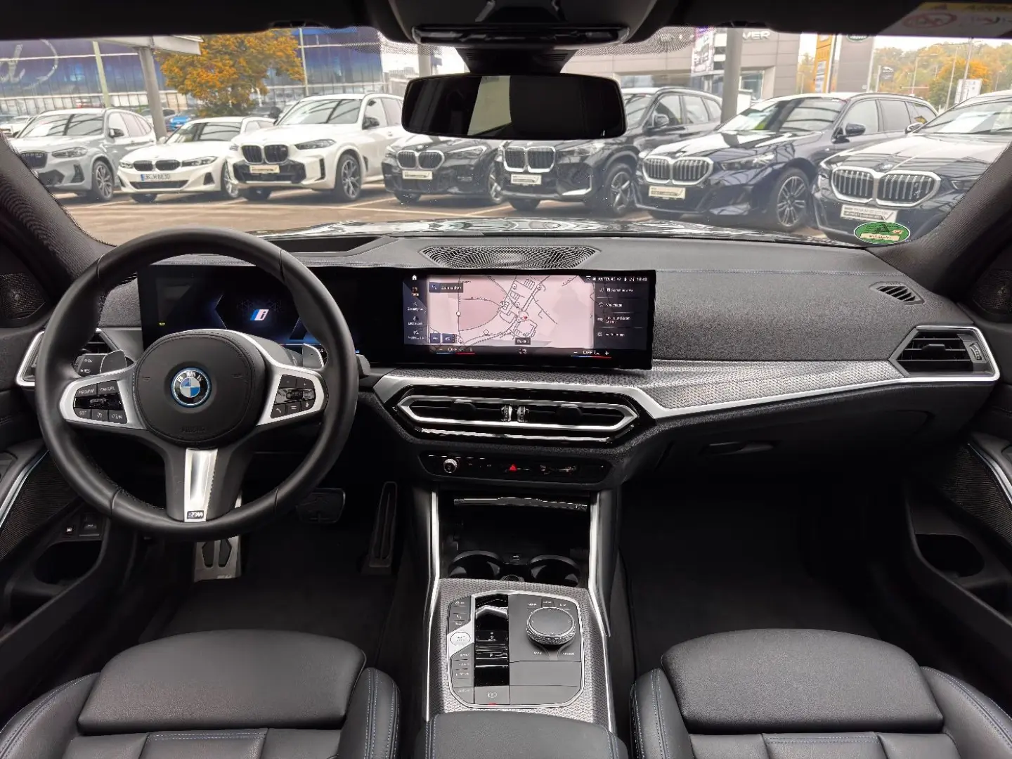 330e xDrive Lim. M-Sport HUD HK