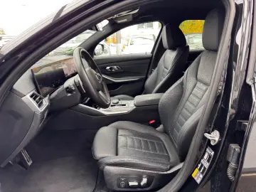 330e xDrive Lim. M-Sport HUD HK