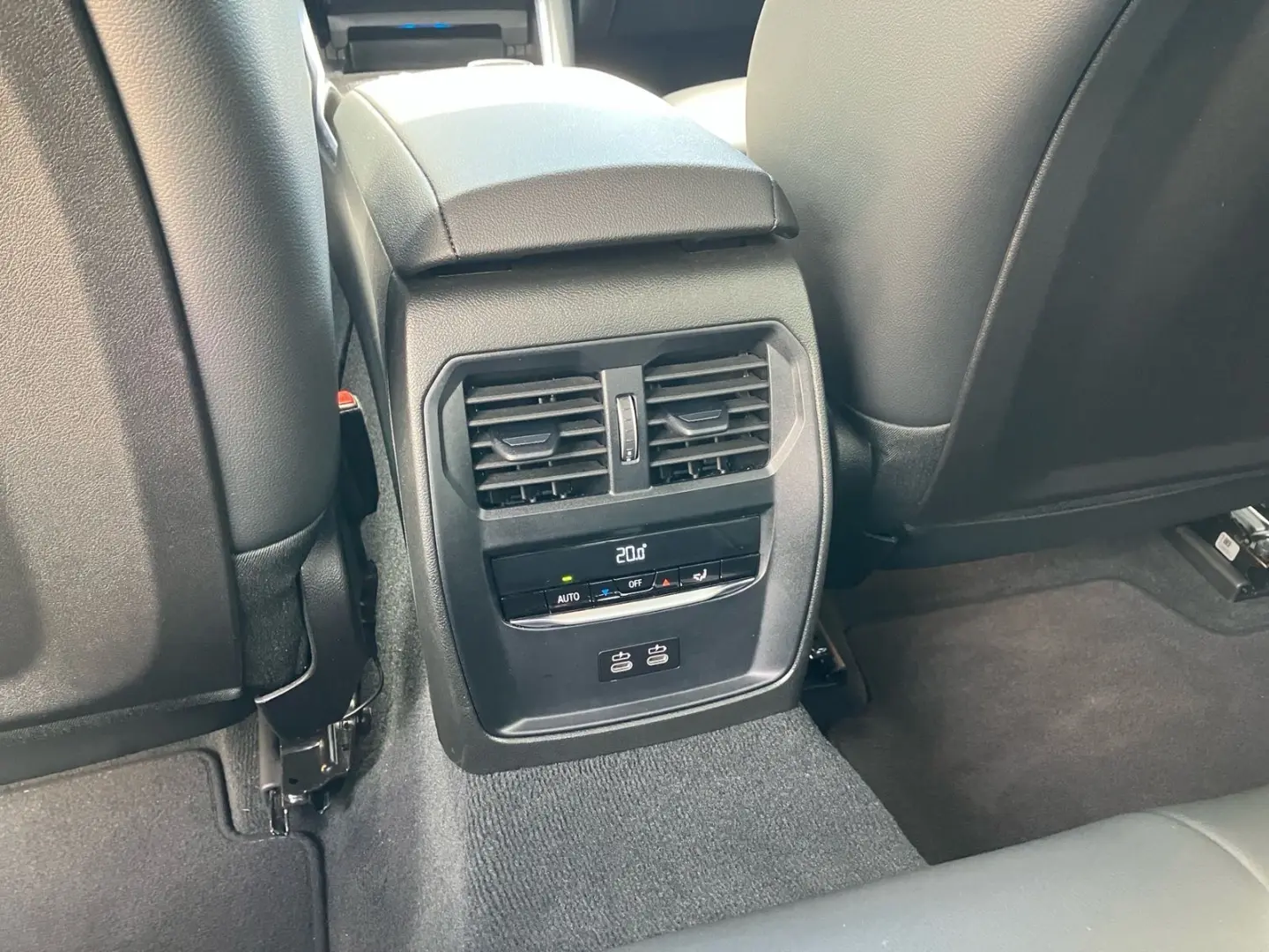 330i xDrive Lim. M Sport PRO HUD LC Prof. DA  H