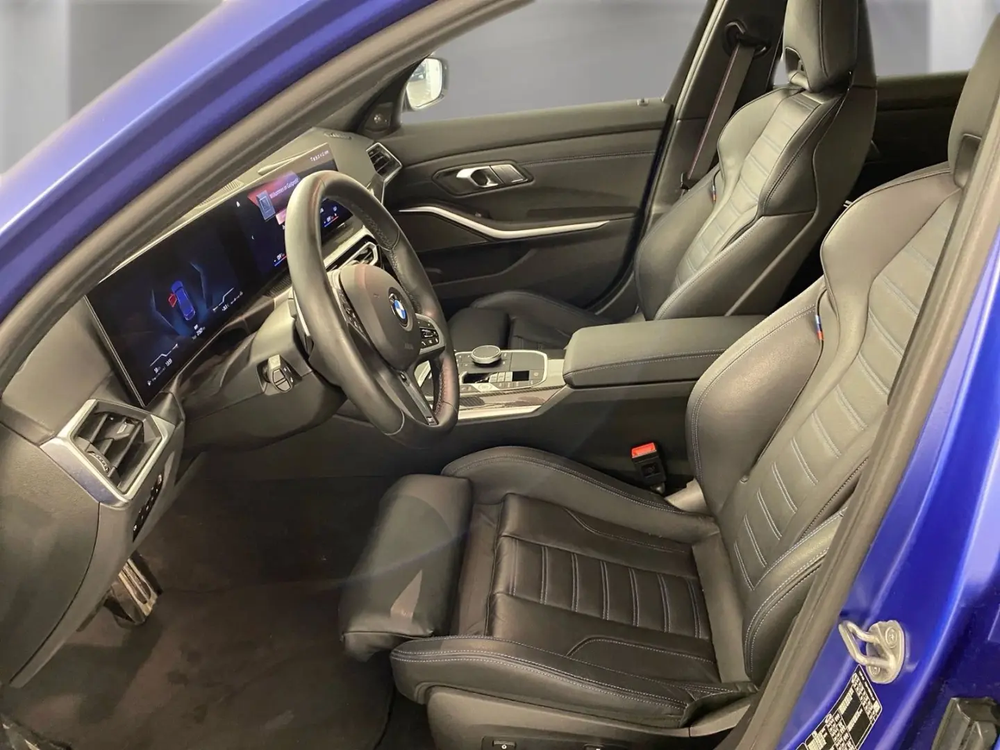 330i xDrive M Sport Standheizung AHK Harman K