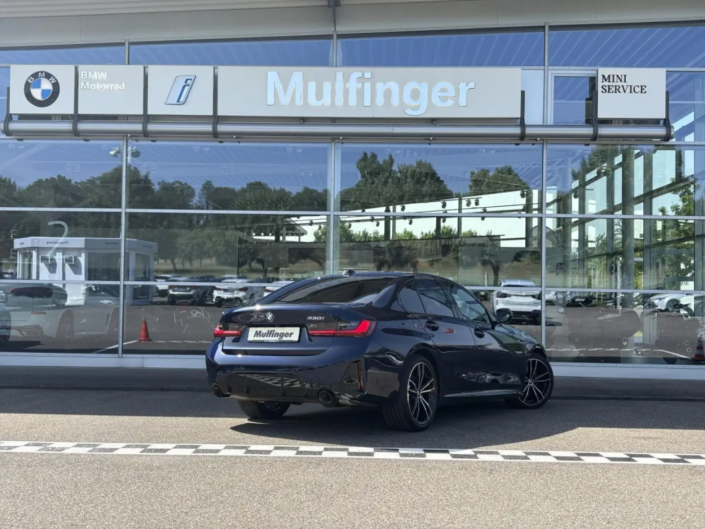 330i M Sport Pro Leder HUD ACC SurView Glasd.19