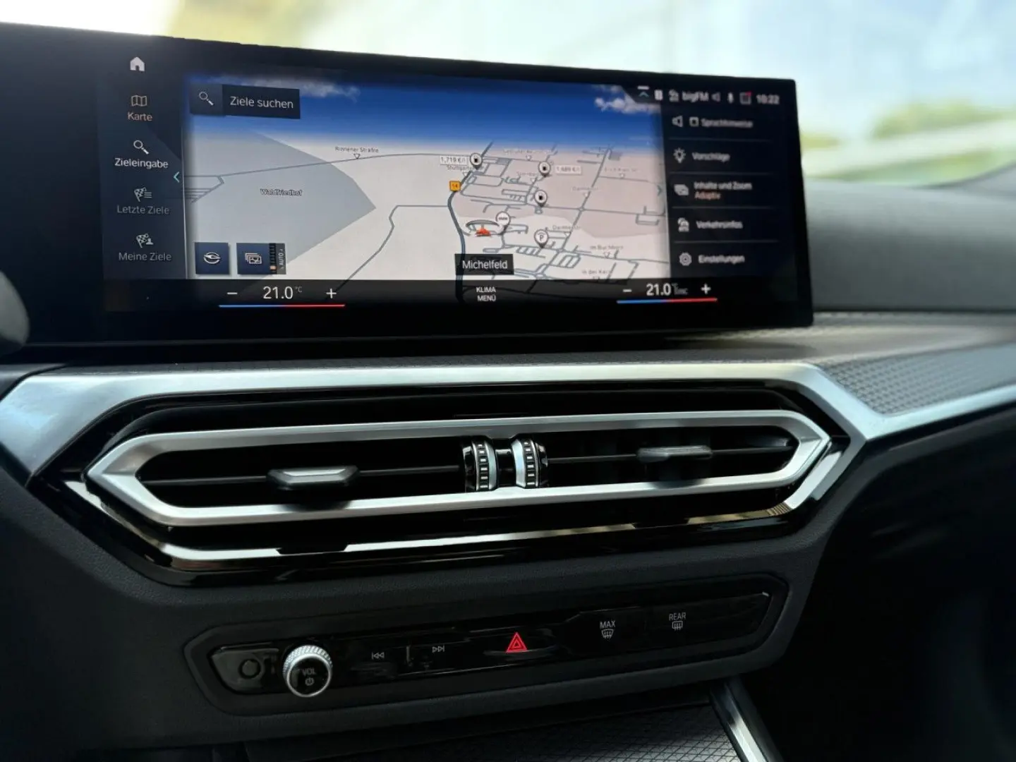 330i M Sport Pro Leder HUD ACC SurView Glasd.19