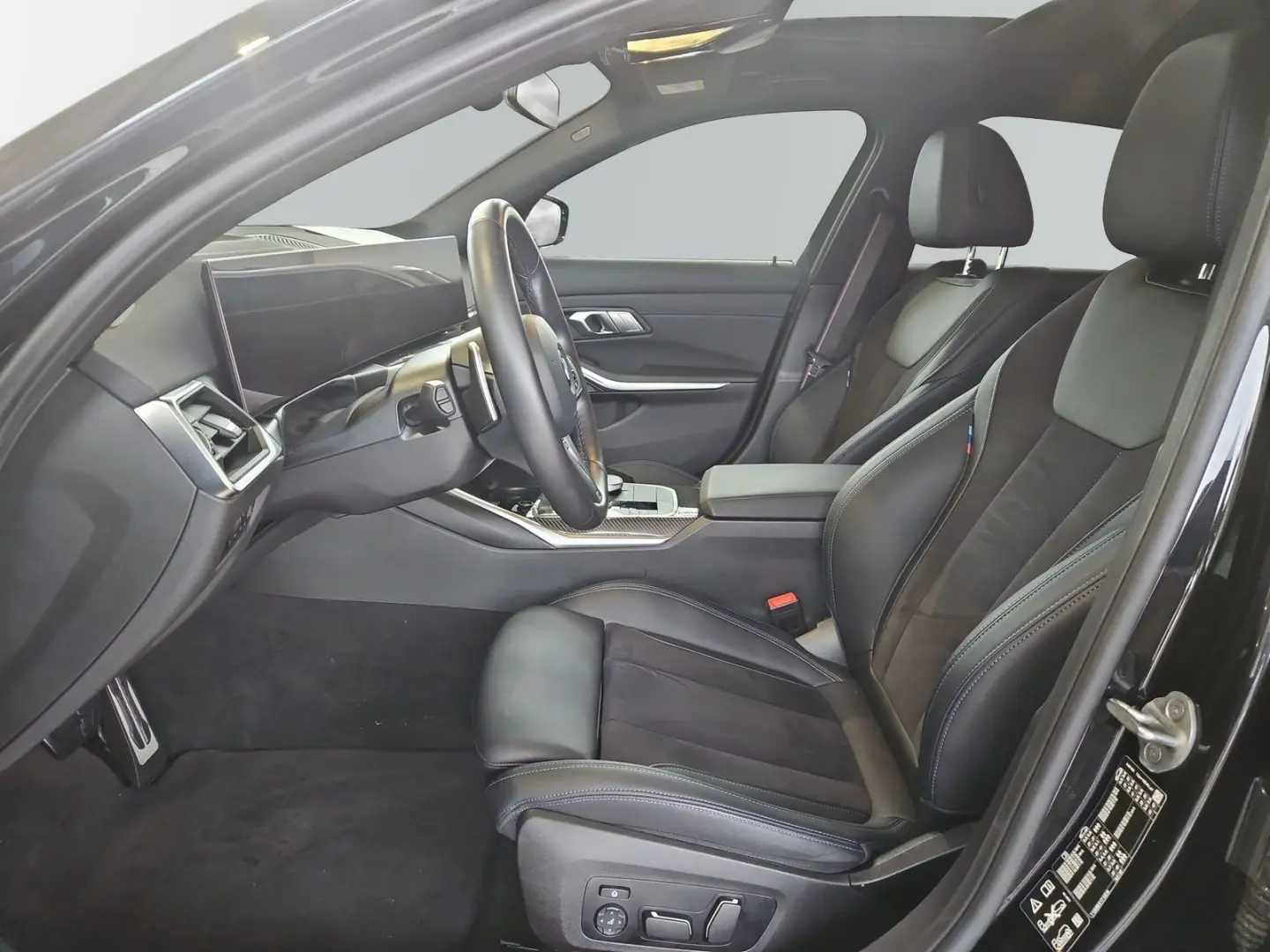 330i xDrive Limousine M Sportpaket Pro 19  LC Pr