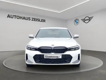 330i xDrive Limousine M SPORTPAKET HarmanKardon