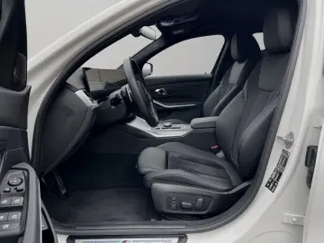 330i xDrive Limousine M SPORTPAKET HarmanKardon