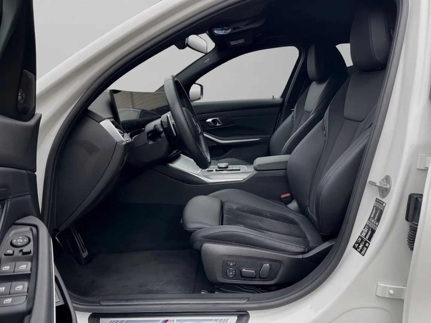 330i xDrive Limousine M SPORTPAKET HarmanKardon