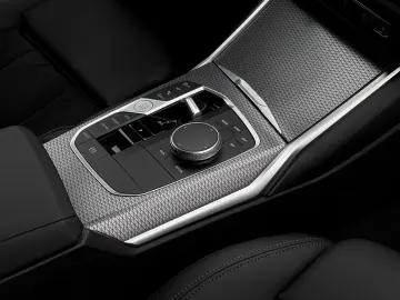 330i xDrive Limousine M SPORTPAKET HarmanKardon