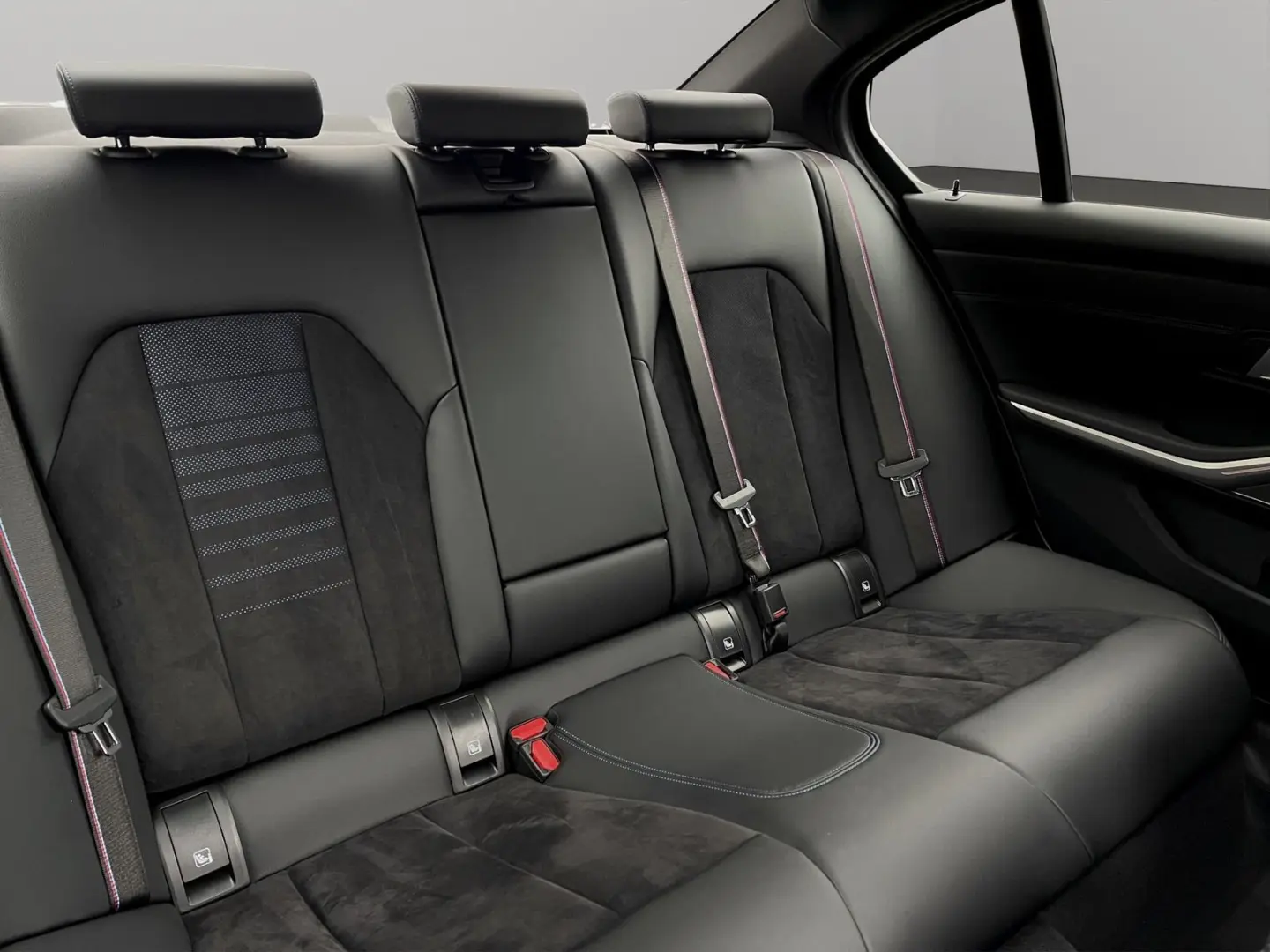 330i xDrive Limousine M SPORTPAKET HarmanKardon