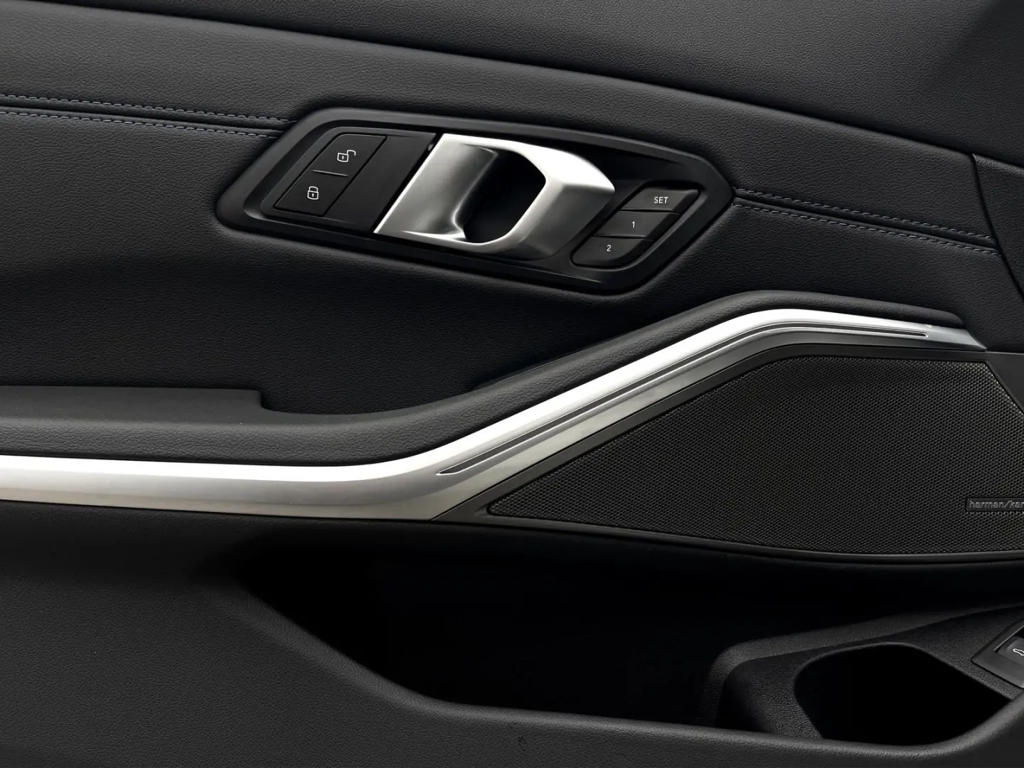 330i xDrive Limousine M SPORTPAKET HarmanKardon