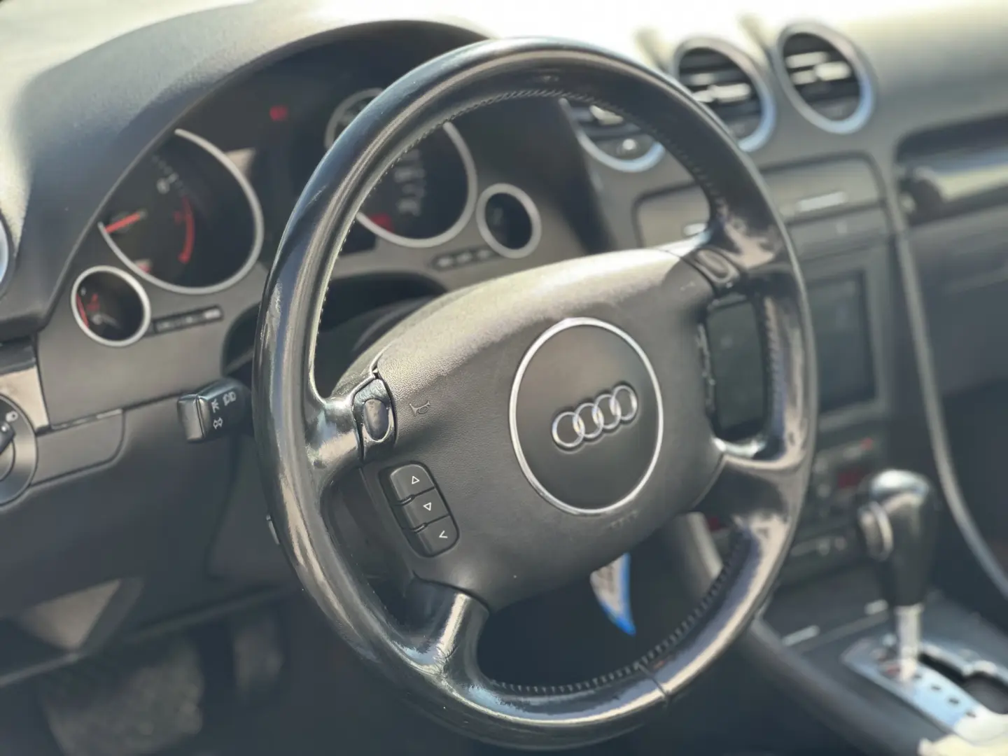 AUDI A4 Cabrio 3.0 V6