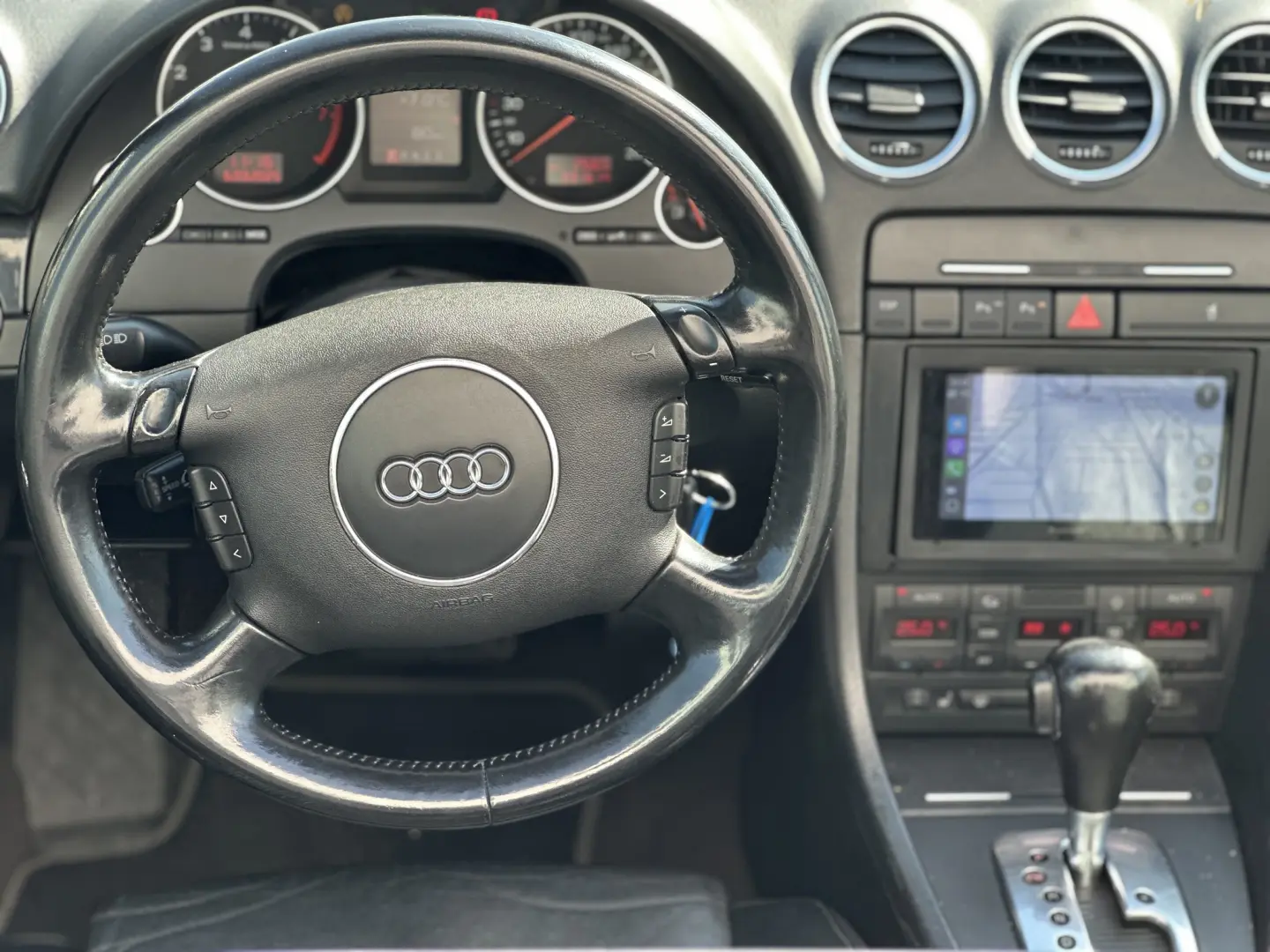 AUDI A4 Cabrio 3.0 V6