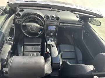 AUDI A4 Cabrio 3.0 V6