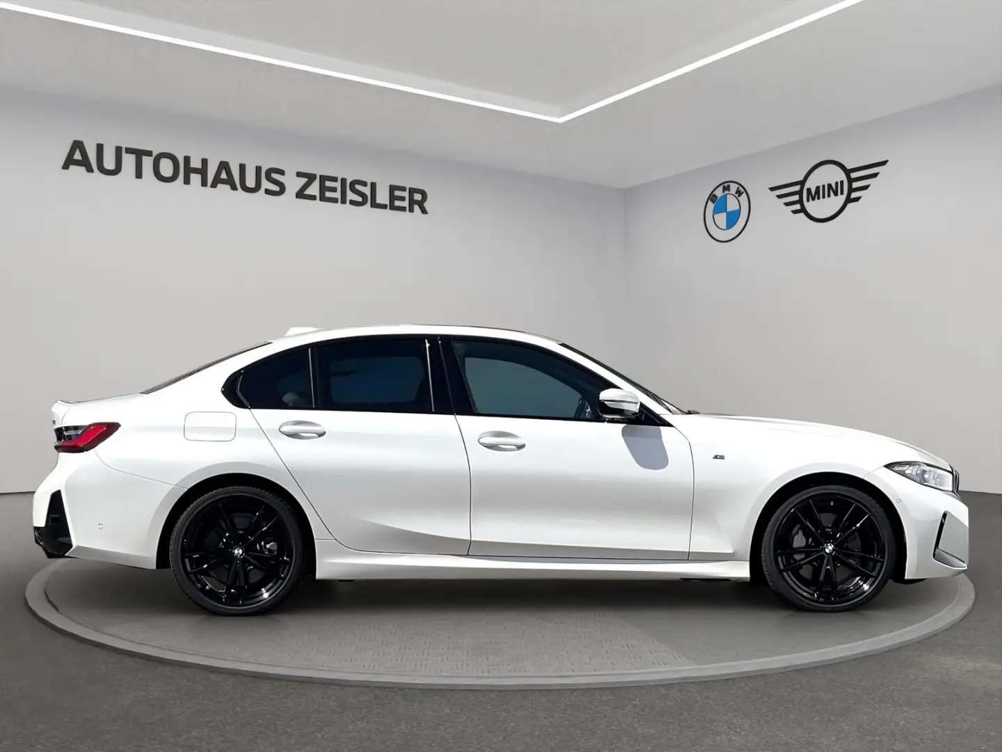 330i xDrive Limousine M SPORTPAKET ALLWETTERREIF
