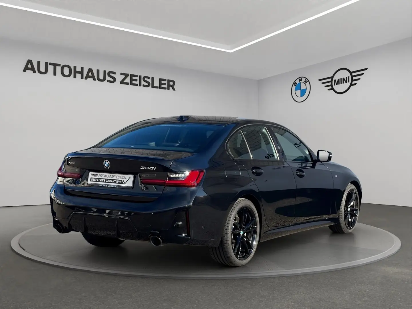 330i xDrive Limousine M SPORTPAKET AHK UPE 75.42