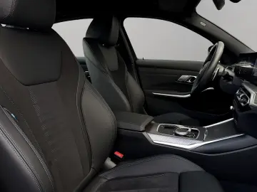 330i xDrive Limousine M SPORTPAKET AHK UPE 75.42