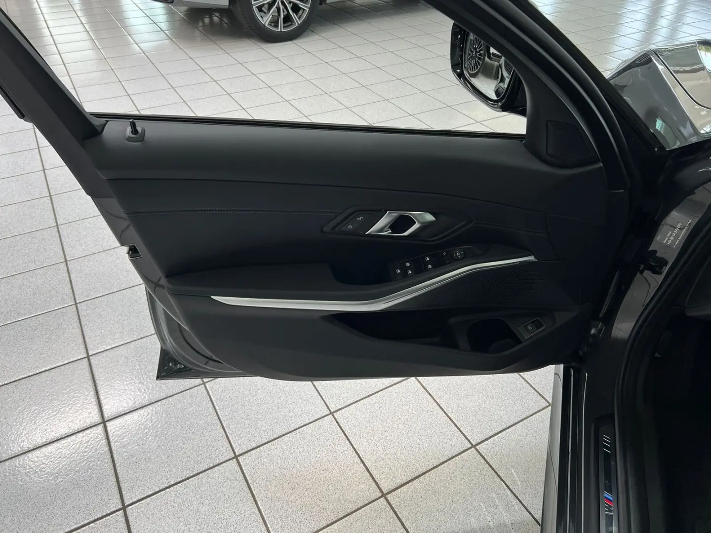 330 i xDrive M-Sport ACC HUD 360  KEYL AHK LED