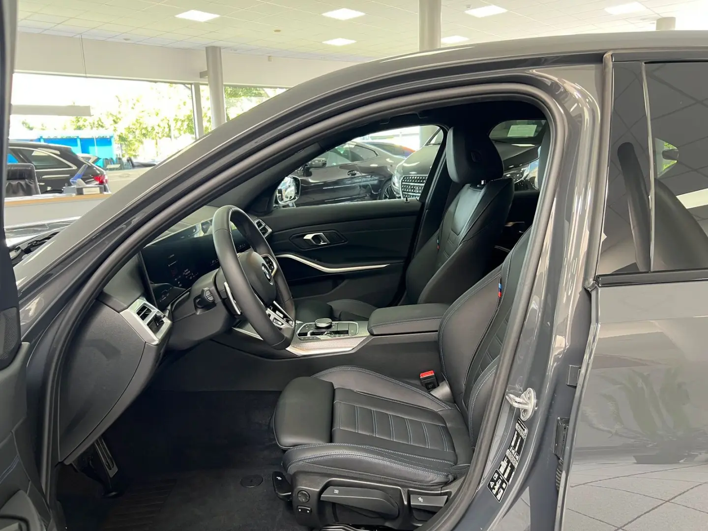 330 i xDrive M-Sport ACC HUD 360  KEYL AHK LED