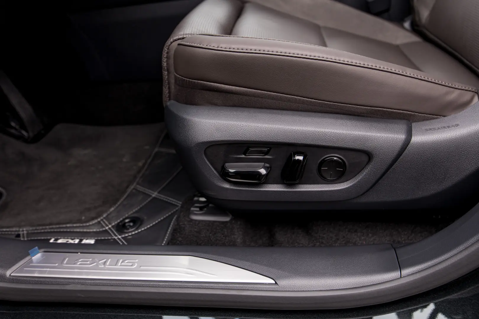 Lexus RX 450 – Echipare Luxury Full Options