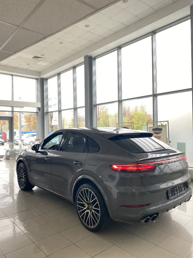 PORSCHE CAYENNE COUPE TURBO S e-Hybrid