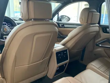 PORSCHE CAYENNE COUPE TURBO S e-Hybrid