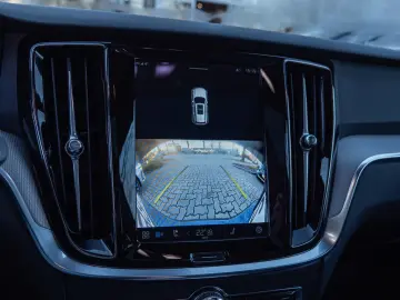 V60 B4 Plus Dark Pano Kam H-K