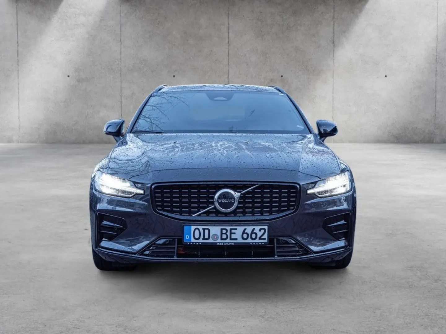 V60 B4 Plus Dark Pano Kam H-K