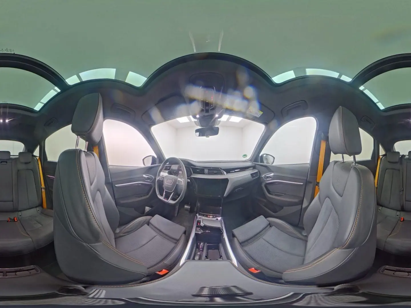 E-TRON SPORTBACK 55 S LINE BLACK EDITION PANO 22