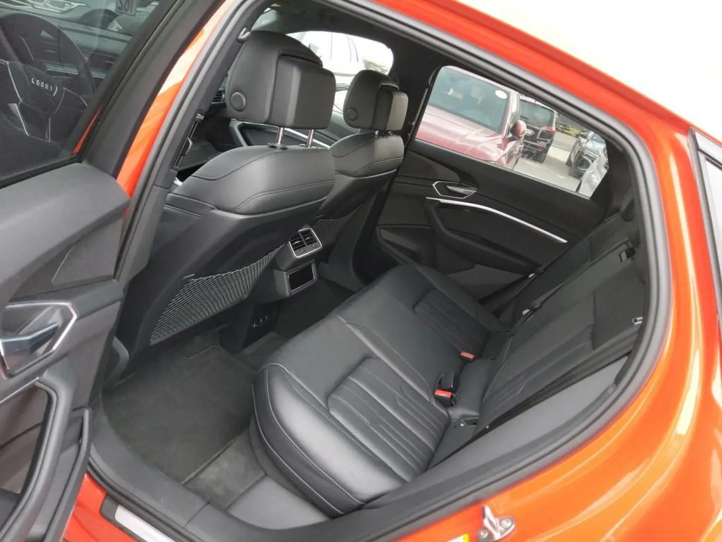 E-TRON SPORTBACK 55 S LINE BLACK 22Z DG-MTRX ACC