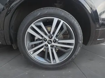 Q5 55 TFSI e qu. S line  AHK VIRTUAL PARK ASSIST