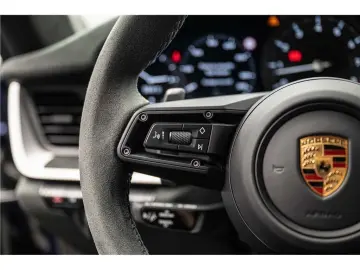 911 TYPE 992 DAKAR 3.0I 480 PDK .