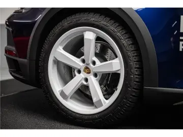 911 TYPE 992 DAKAR 3.0I 480 PDK .