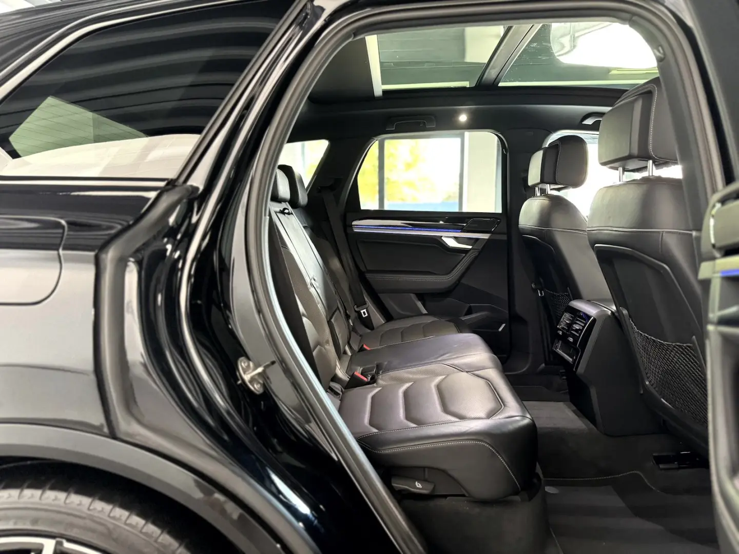 Touareg 3.0TDI 4Motion R Line BlackStyle Pano IQ