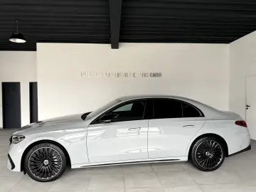 E 300 e AMG Line Superscreen Burmester4D Night