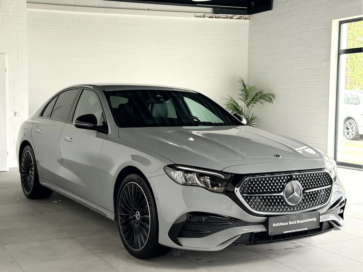 E 300 e AMG Line Superscreen Burmester4D Night