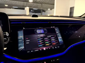E 300 e AMG Line Superscreen Burmester4D Night