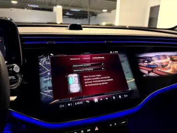 E 300 e AMG Line Superscreen Burmester4D Night