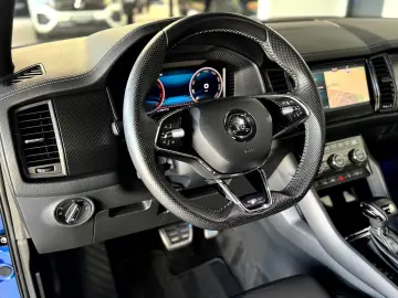 Kodiaq 2.0 TDI 4x4 Sportline 7 Sitzer Pano AHK