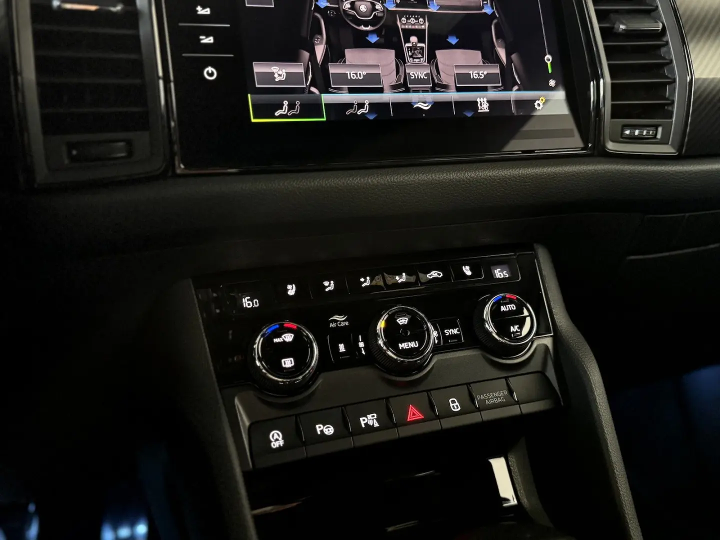 Kodiaq 2.0 TDI 4x4 Sportline 7 Sitzer Pano AHK