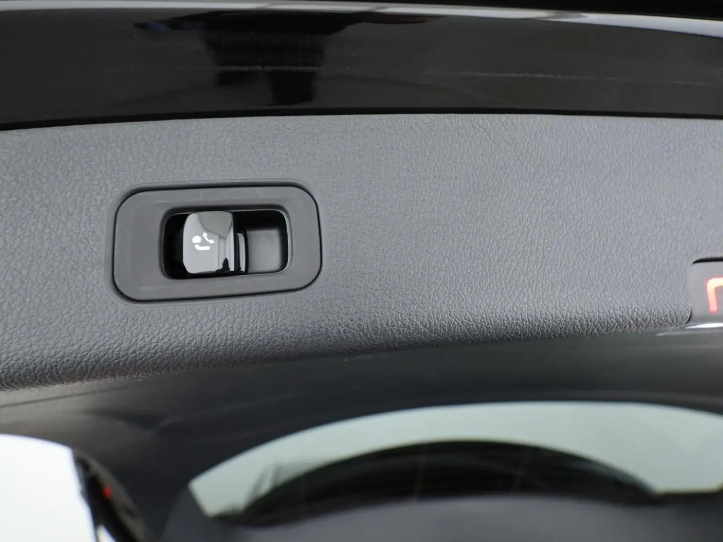 GLC 220 d 4M AMG Digi-Light AHK Memory Sitzklima