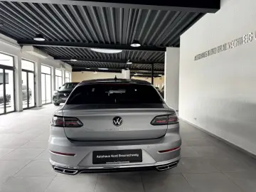 Arteon Shooting Brake 2.0 TSI R Line Pano IQ AHK