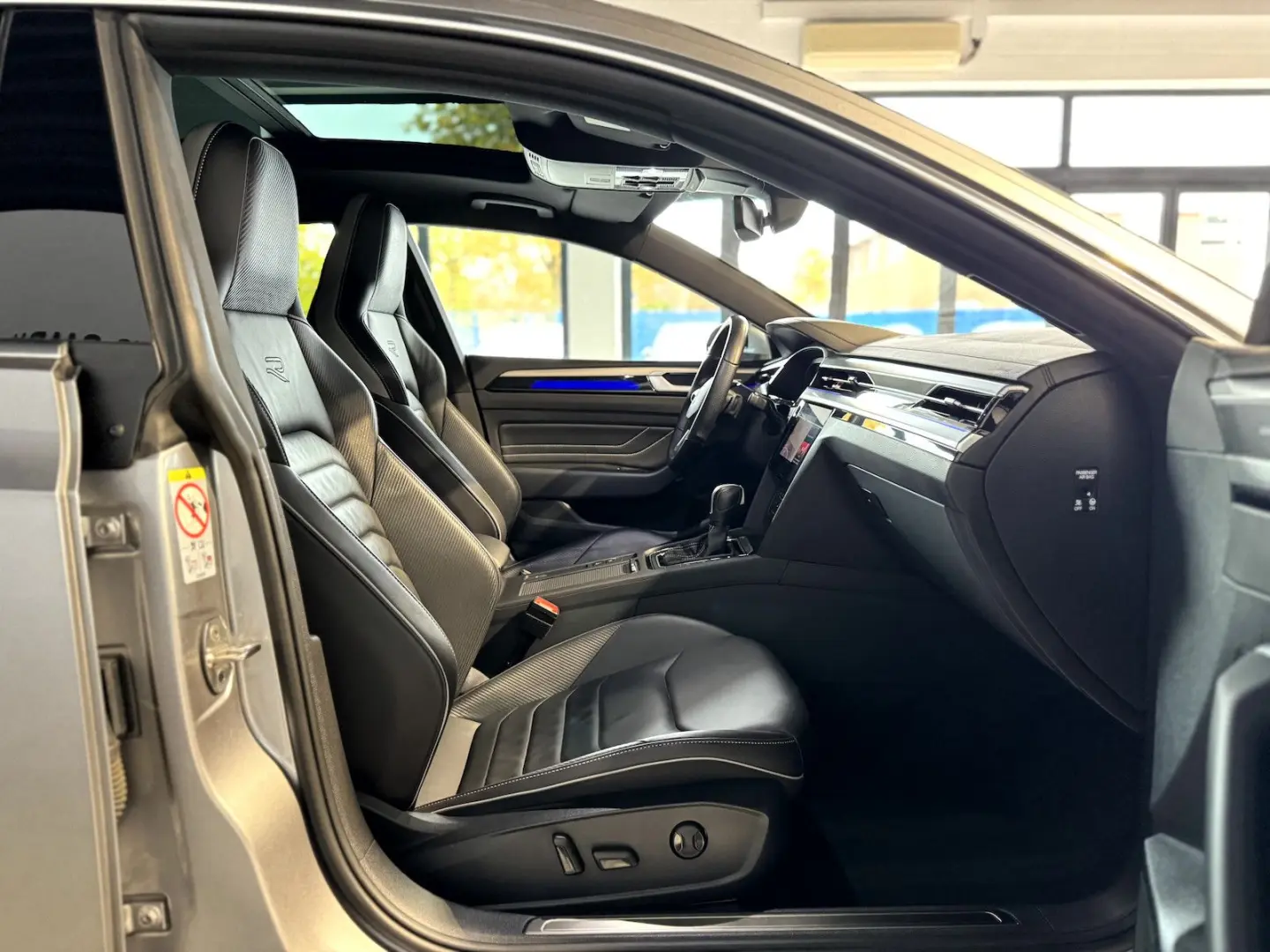 Arteon Shooting Brake 2.0 TSI R Line Pano IQ AHK