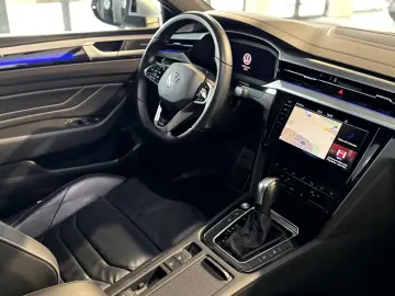 Arteon Shooting Brake 2.0 TSI R Line Pano IQ AHK