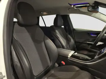 C 300 T-Modell T 4Matic AHK  High-End- Night-Pak