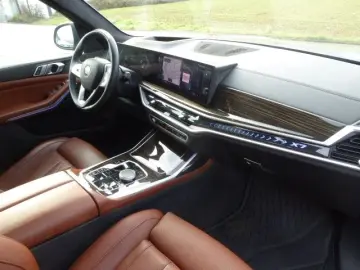 X7 xDrive40i Standheizung Panoramadach AHK Iconi